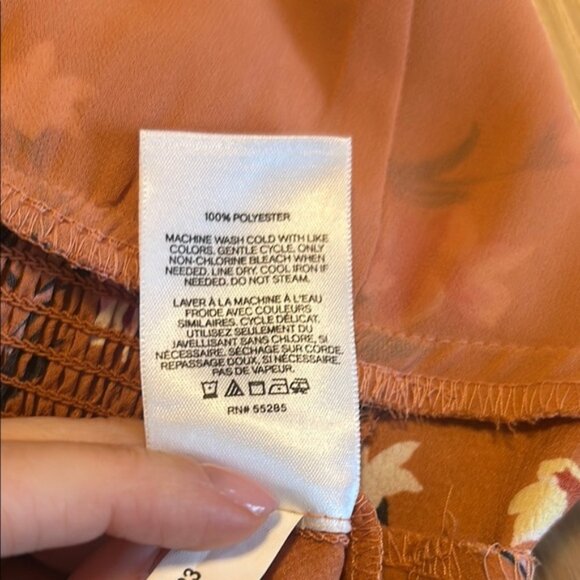 Floral Halter Top Express - Picture 4 of 4